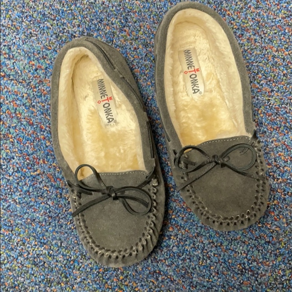 Warm, soft and comfortable!! Make offer smoke free